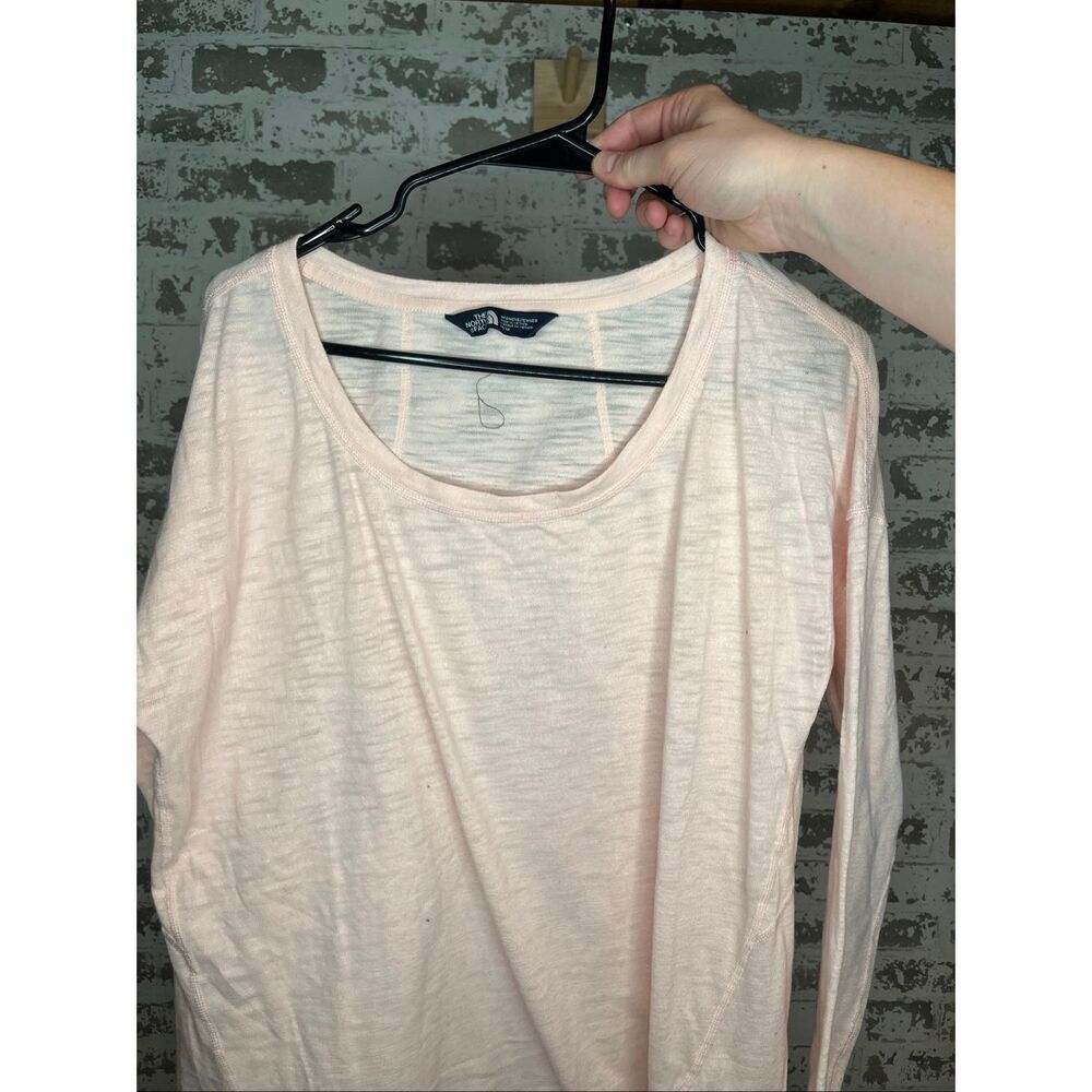 The north face | women pink cotton blend long sleeve layering shirt
